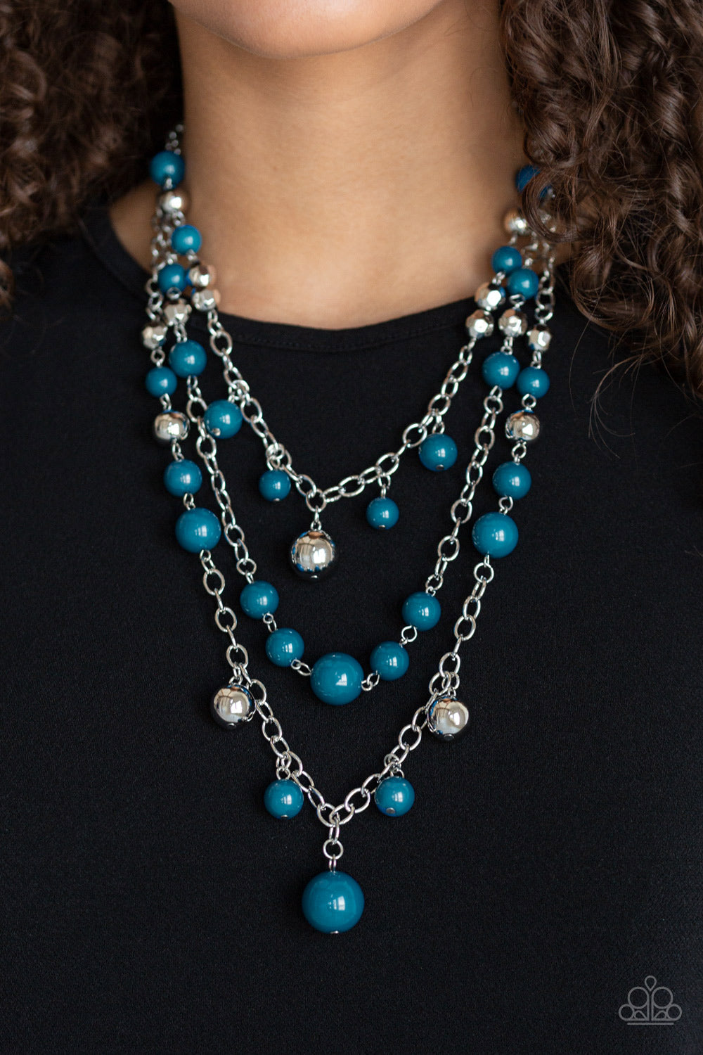 The Partygoer Necklace - Blue