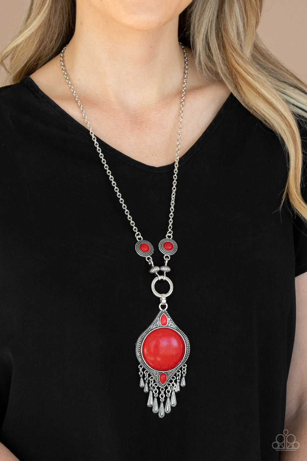 Majestic Mountaineer Necklace - Red