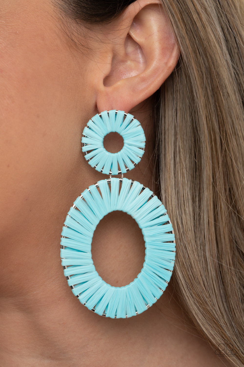 Foxy Flamenco Earrings - Blue